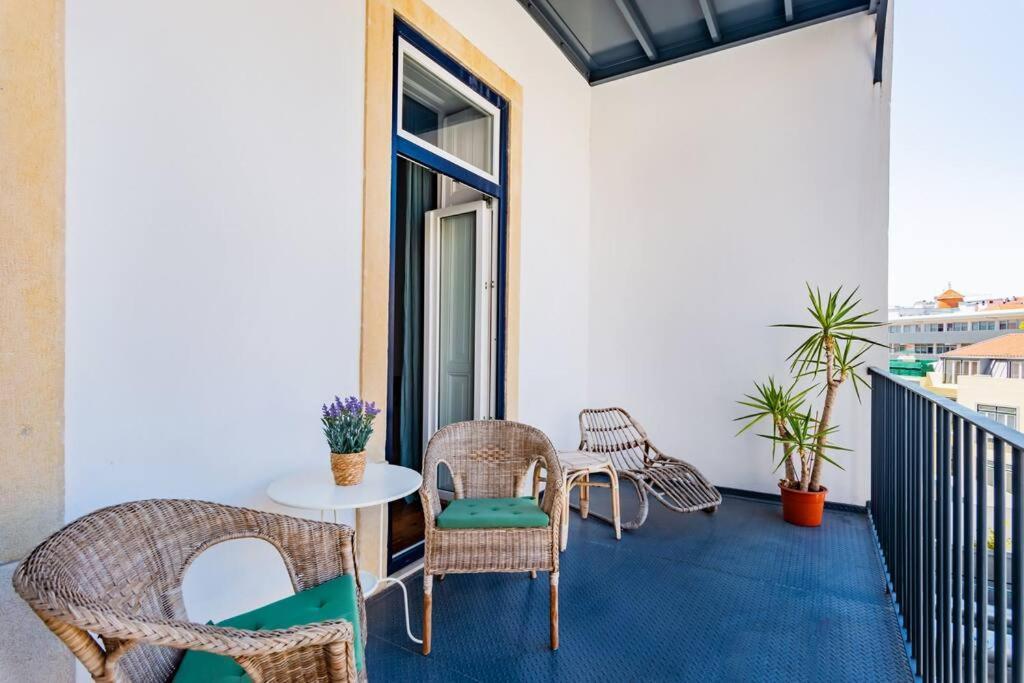 Conde 3Bdr Luxury Apartment Lisbon Luaran gambar