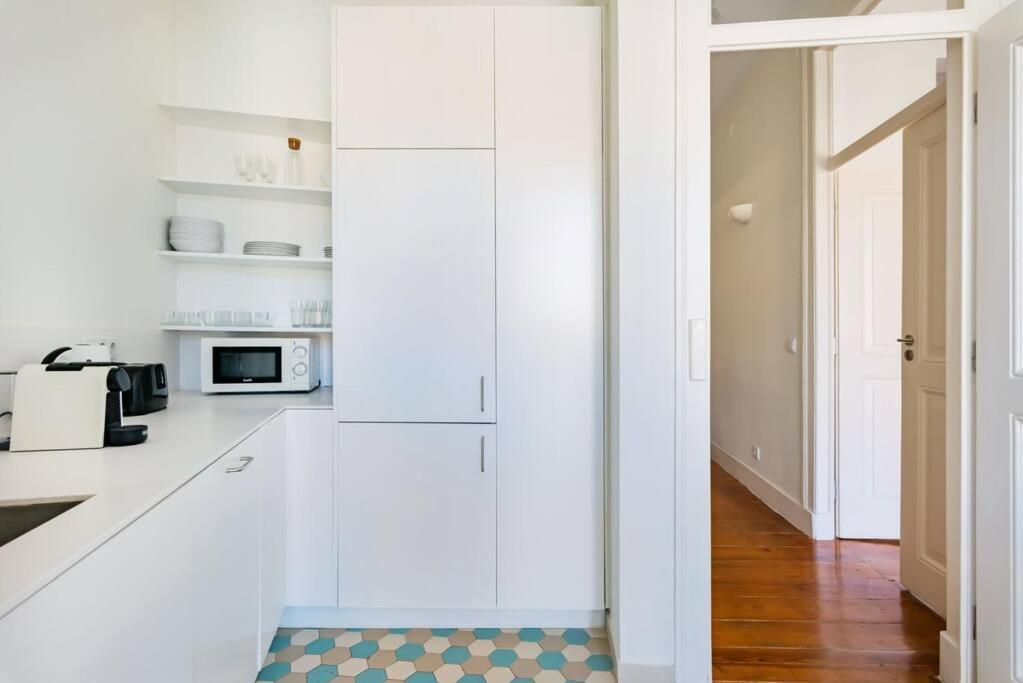 Conde 3Bdr Luxury Apartment Lisbon Luaran gambar